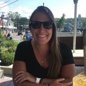 Meet your Posher, Olivia